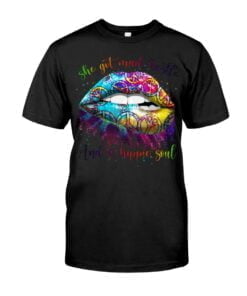 She Got Mad Hustle And A Hippie Soul Unisex T-shirt
